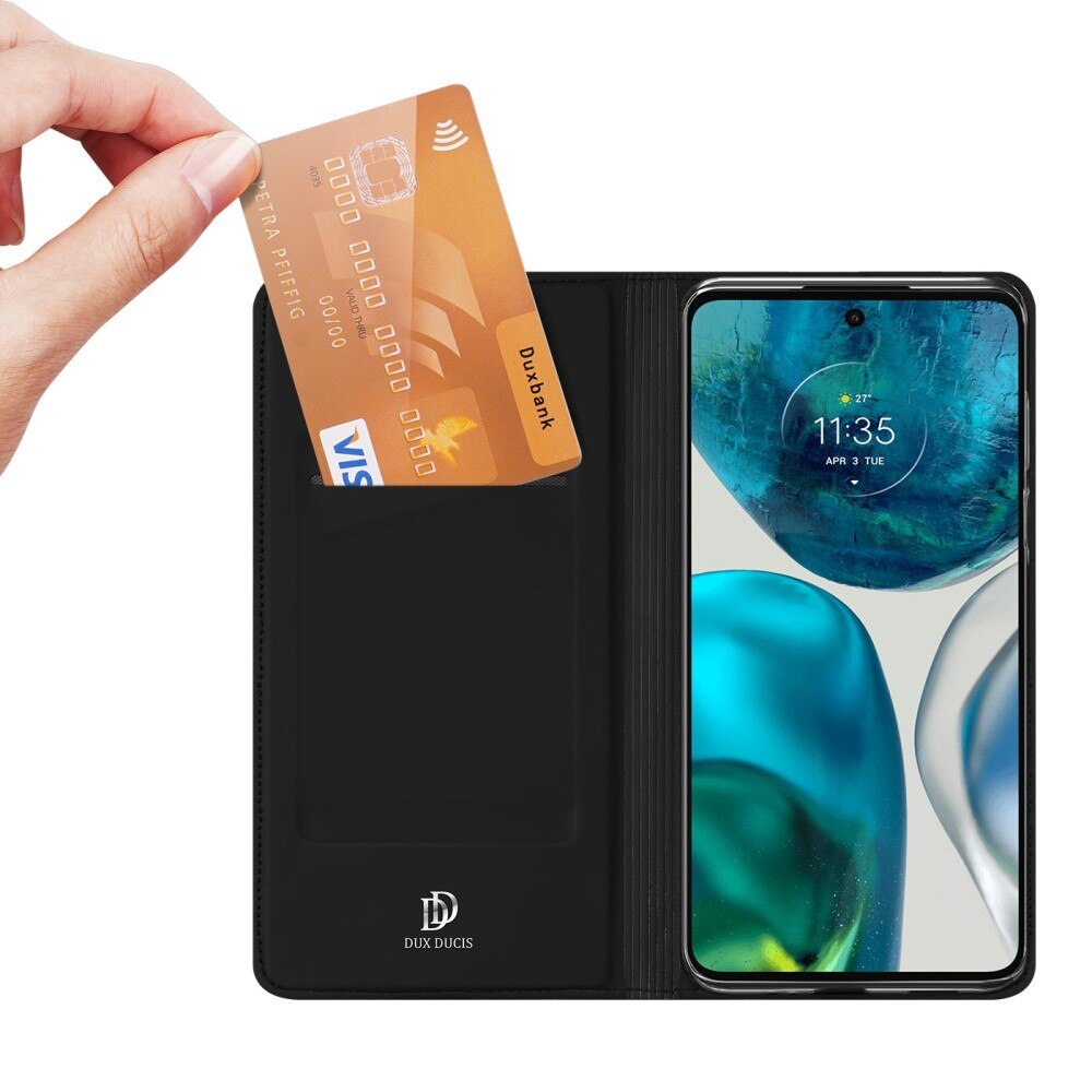 Skin Pro Series Motorola Moto G82/Moto G52 - Svart