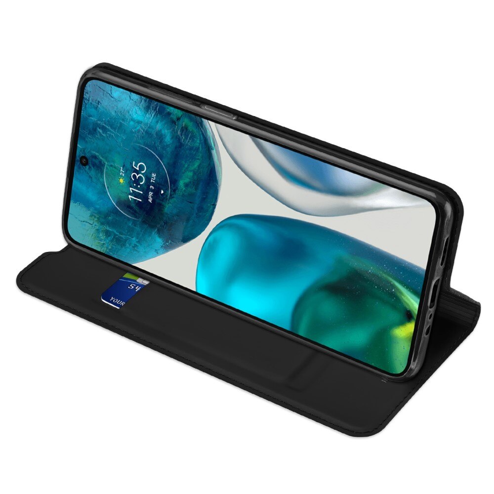 Skin Pro Series Motorola Moto G82/Moto G52 - Svart