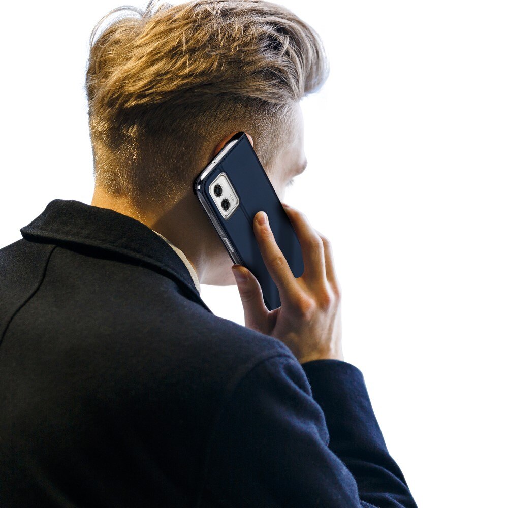 Skin Pro Series Motorola Moto G73 - Blå