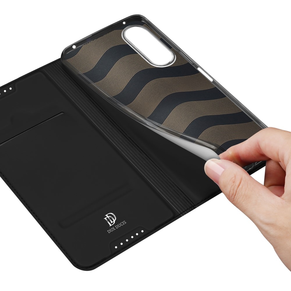 Skin Pro Series Sony Xperia 10 V - Svart