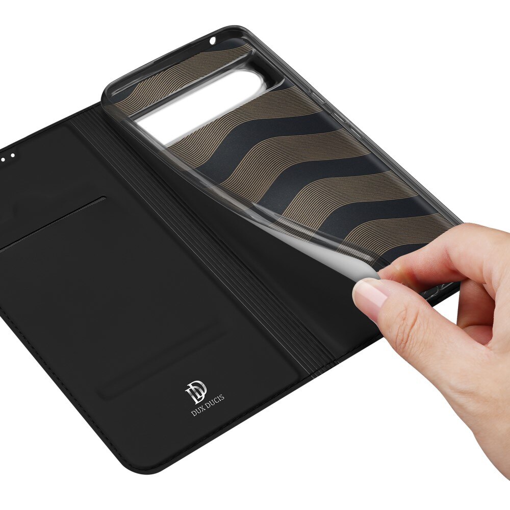 Skin Pro Series Google Pixel 8 Pro - Svart