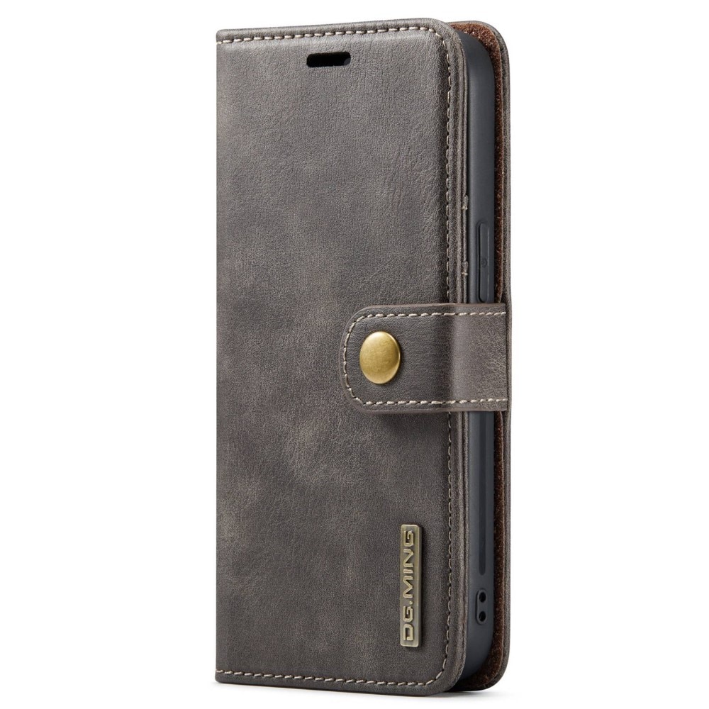 Magnet Wallet iPhone 15 Plus Brown