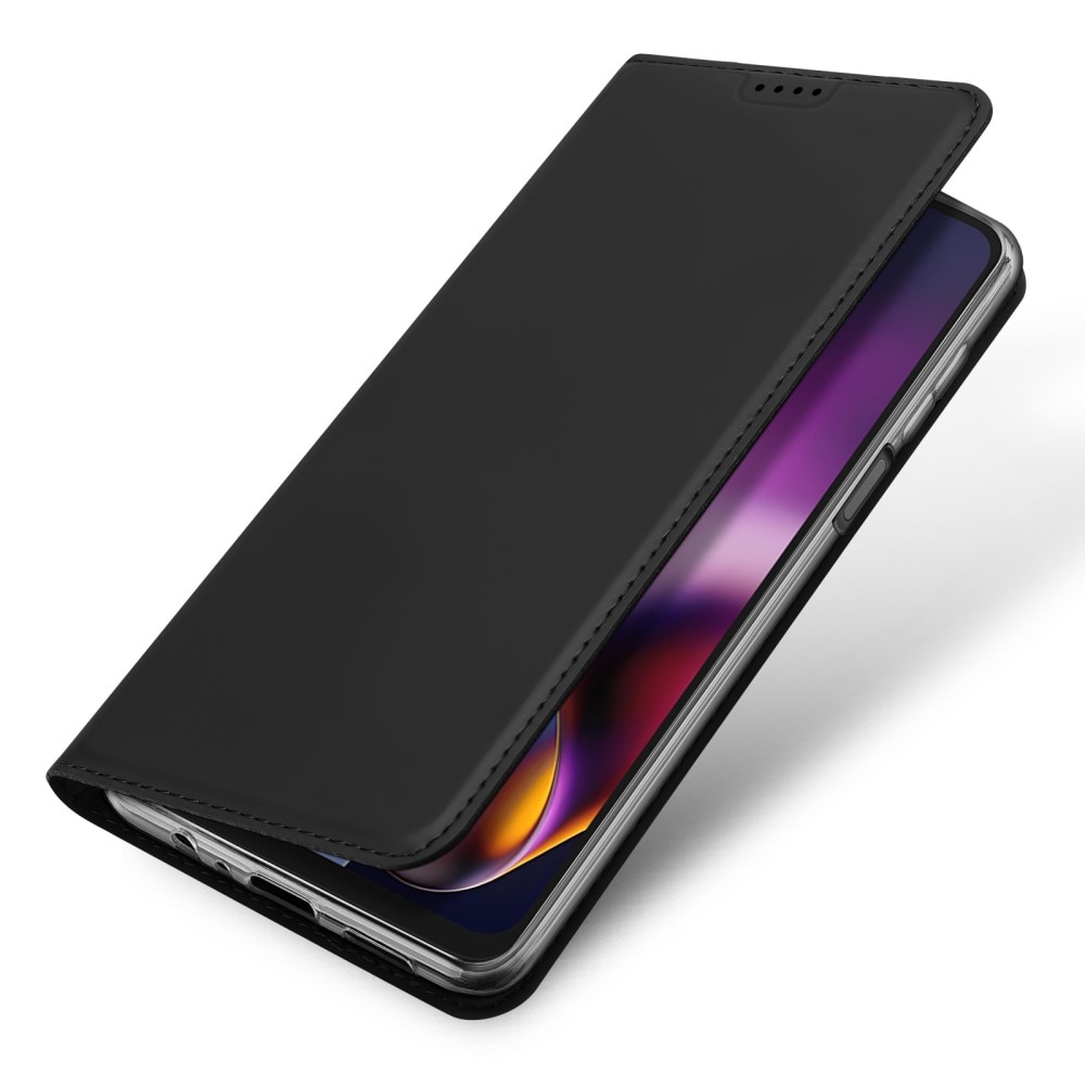 Skin Pro Series Motorola Moto G54 - Svart