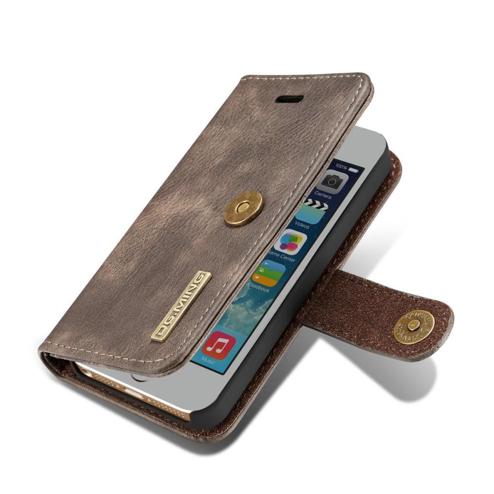 Magnet Wallet iPhone 5/5S/SE Brown