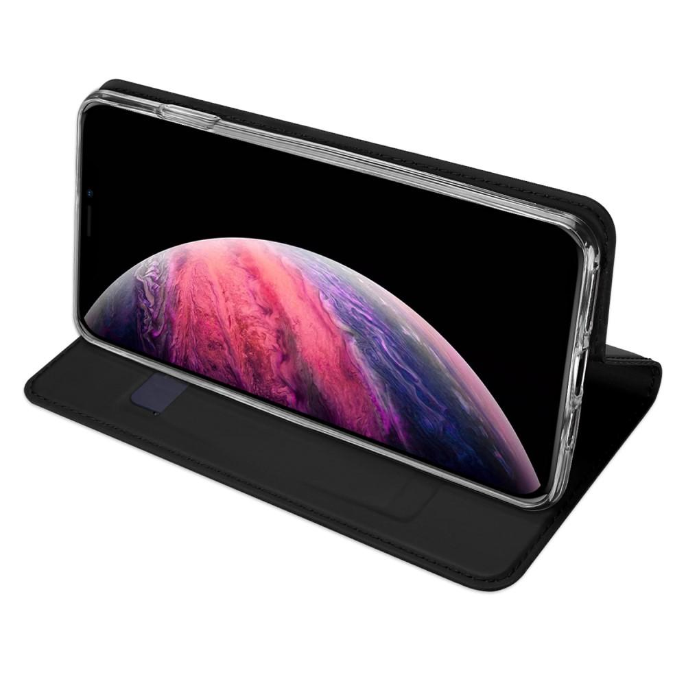 Skin Pro Series Apple iPhone 11 - Svart