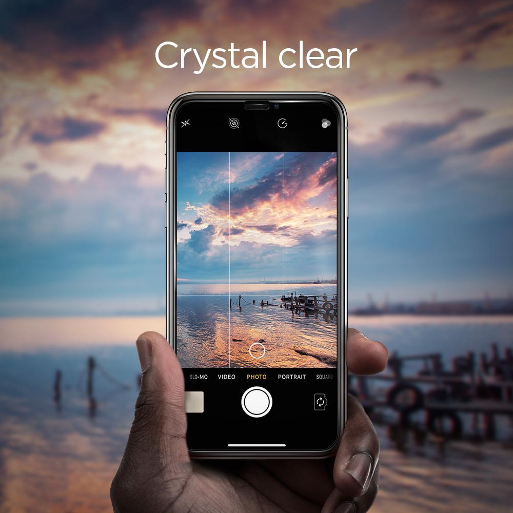 iPhone XR/11 Full Cover Screen Protector GLAS.tR SLIM HD